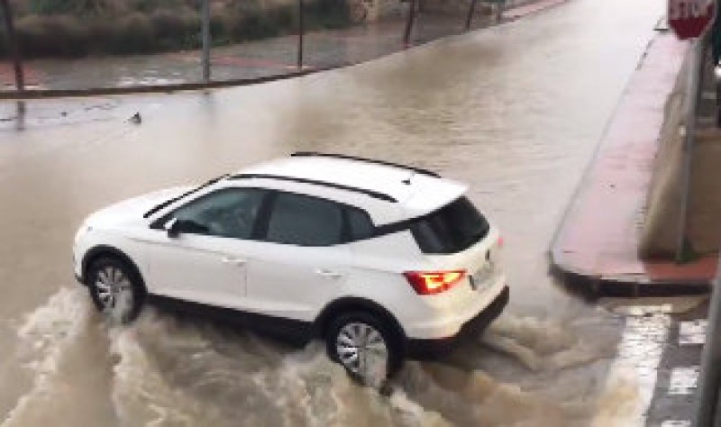 <span style='color:#780948'>ARCHIVED</span> - 11:50 update: Road closures reach Sucina and Hacienda Riquelme as flooding continues in Murcia