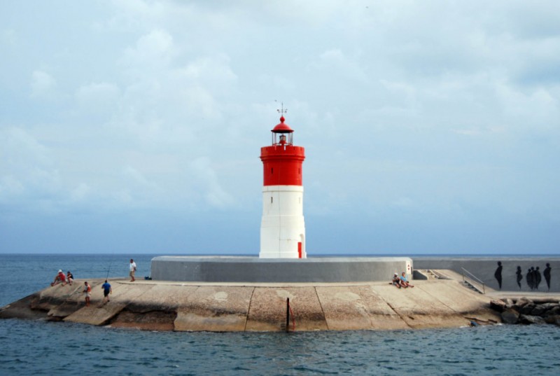 <span style='color:#780948'>ARCHIVED</span> - The port of Cartagena makes land available to complete a cycle lane to the Navidad lighthouse