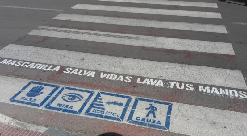 <span style='color:#780948'>ARCHIVED</span> - Los Alcazares launches covid awareness campaign on street crossings