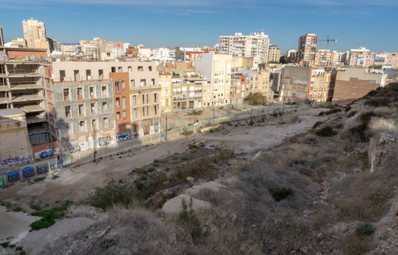 <span style='color:#780948'>ARCHIVED</span> - Green light for further archaeological excavation of the Molinete hill in Cartagena