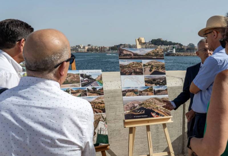 <span style='color:#780948'>ARCHIVED</span> - Cartagena Town Hall proposes new urban beach at the mouth of the harbour