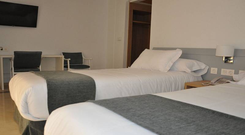 Hotel accommodation in and around Caravaca de la Cruz