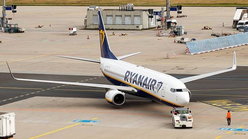 Sick child forces emergency landing of Ryanair flight in Spain