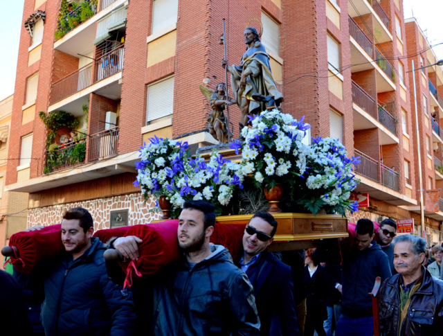 Domingo de Piñata in BLanca: San Roque retreats for Lent