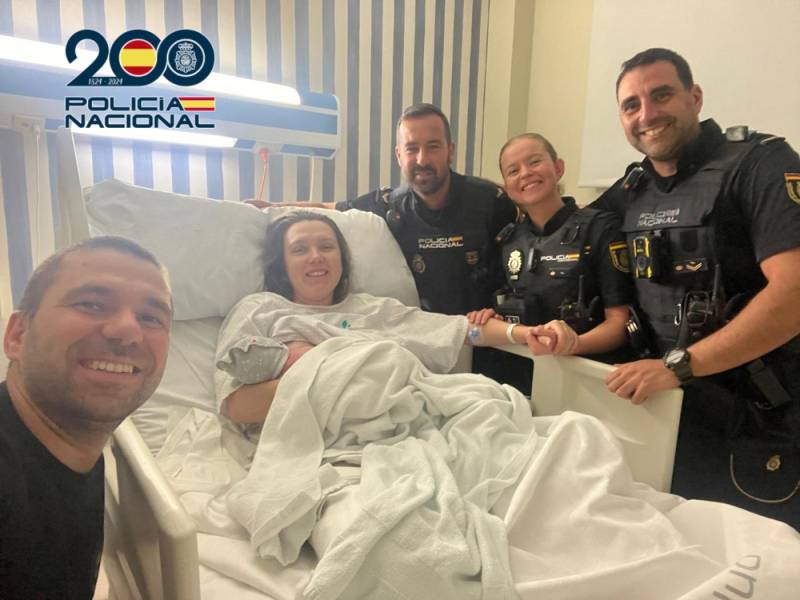 Back seat birth: Marbella police help deliver baby girl on the spot