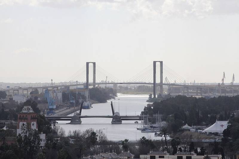 Night closures return on Seville's Centenario Bridge during €102m upgrade
