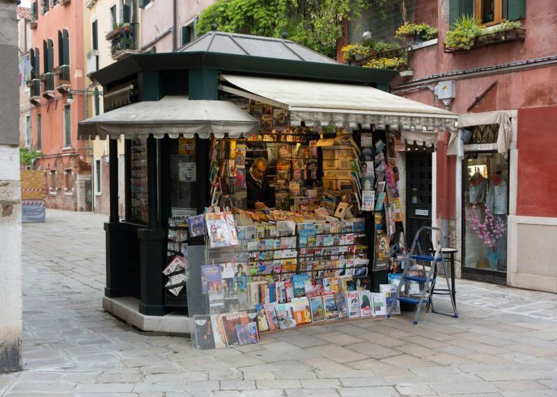 Murcia plans revival of local kiosks as just 21 remain open