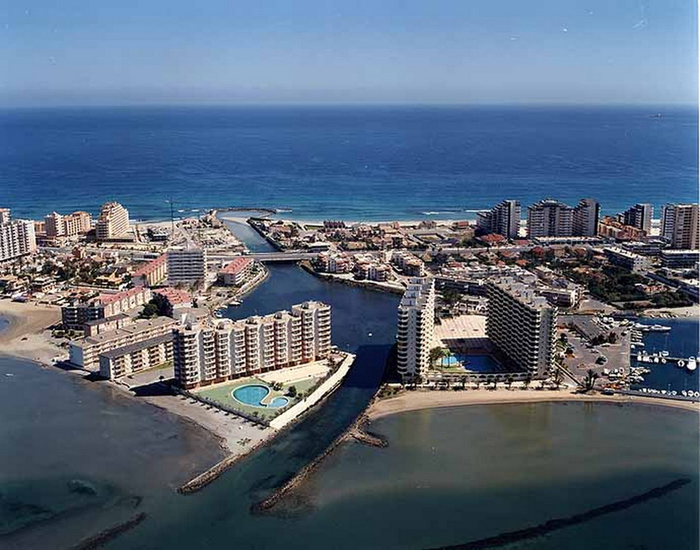 Cartagena beaches: Playa de la Gola, La Manga del Mar Menor