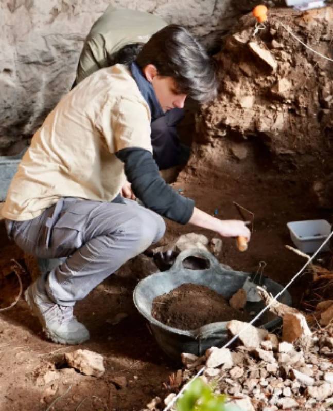30,000-year-old rock shelter in Murcia unveils ancient human life