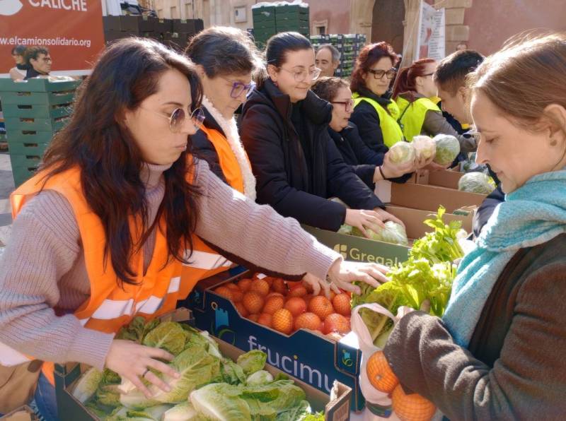 Tractors took over Murcia motorways today on a day full of farmers' protests