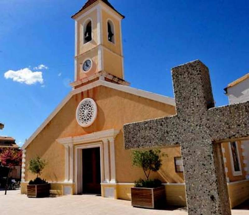 March 7 to 22 Fiestas in honour of San José in the Torre Pacheco village of Roldán