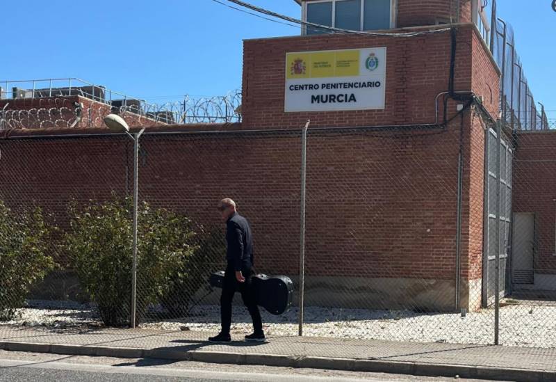 From prison walls to the fairways of Mar Menor Golf: The long road back through music