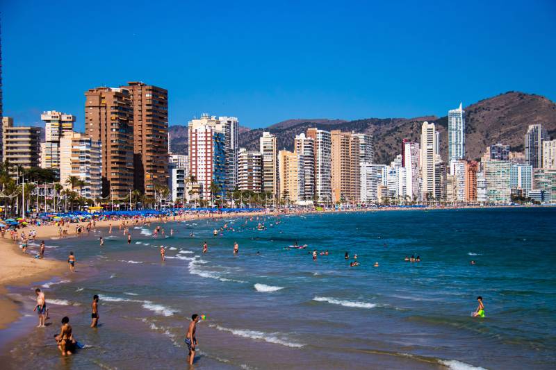 Benidorm's hotels close September above 91% as the whole Costa Blanca keeps climbing
