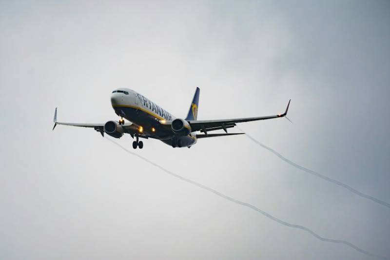 Ryanair flight from Dublin to Bristol lands almost 1,000 miles away in Spain